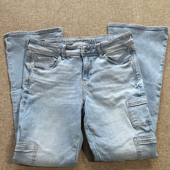 American Eagle Next Level Stretch Kick Boot Carpenter Pockets Light Wash Jeans - Picture 9 of 11